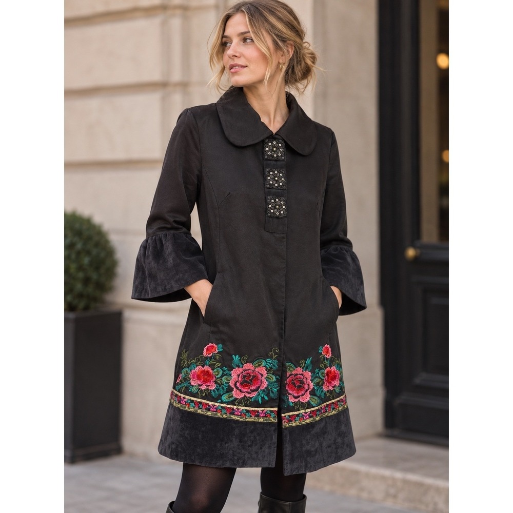 Vintage Y2K Boho Artsy Embroidered Jacket S Dress Coat Black Lagenlook Suede
